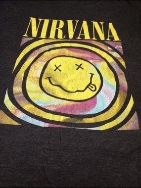 NIRVANA Gray Tee with Yellow Smiley and Multicolor Swirl Graphic Laarge